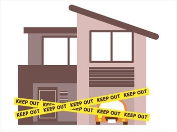 立ち入り禁止、危険な家　府中市の不動産売却、不動産購入大成功！